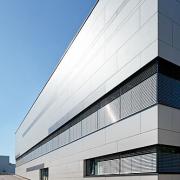 ArchitektInnen / KünstlerInnen: Ernst Maurer<br>Projekt: Wirtschaftshof KFJ-Spital<br>Aufnahmedatum: 10/12<br>Format: digital<br>Lieferformat: Digital<br>Bestell-Nummer: 121004-11<br>