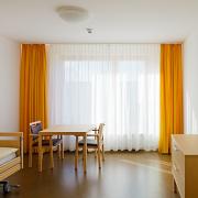 ArchitektInnen / KünstlerInnen: kub a Karl und Bremhorst Architekten<br>Projekt: Pflegeheim Perg<br>Format: digital<br>Lieferformat: Digital<br>Bestell-Nummer: 121017-19<br>