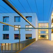 ArchitektInnen / KünstlerInnen: kub a Karl und Bremhorst Architekten<br>Projekt: Pflegeheim Perg<br>Format: digital<br>Lieferformat: Digital<br>Bestell-Nummer: 121017-28<br>