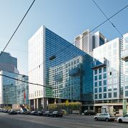 ArchitektInnen / KünstlerInnen: Martin Kohlbauer<br>Projekt: Bundesrechenzentrum und Finanzamt<br>Format: digital<br>Lieferformat: Digital<br>Bestell-Nummer: 131008-09<br>