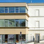 ArchitektInnen / KünstlerInnen: gharakhanzadeh sandbichler architekten zt gmbh<br>Projekt: VS Atzgersdorf<br>Format: digital<br>Lieferformat: Digital<br>Bestell-Nummer: 140929-09<br>