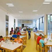 ArchitektInnen / KünstlerInnen: gharakhanzadeh sandbichler architekten zt gmbh<br>Projekt: VS Atzgersdorf<br>Format: digital<br>Lieferformat: Digital<br>Bestell-Nummer: 140929-04<br>