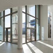 ArchitektInnen / KünstlerInnen: Ernst Maurer, Moser Architects ZT GmbH, Johannes Zieser, Josef Panis<br>Projekt: Landesklinikum Neunkirchen<br>Format: digital<br>Lieferformat: Digital<br>Bestell-Nummer: 151027-18<br>