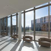 ArchitektInnen / KünstlerInnen: Ernst Maurer, Moser Architects ZT GmbH, Johannes Zieser, Josef Panis<br>Projekt: Landesklinikum Neunkirchen<br>Format: digital<br>Lieferformat: Digital<br>Bestell-Nummer: 151027-19<br>