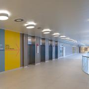 ArchitektInnen / KünstlerInnen: Ernst Maurer, Moser Architects ZT GmbH, Johannes Zieser, Josef Panis<br>Projekt: Landesklinikum Neunkirchen<br>Format: digital<br>Lieferformat: Digital<br>Bestell-Nummer: 151027-26<br>