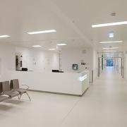 ArchitektInnen / KünstlerInnen: Ernst Maurer, Moser Architects ZT GmbH, Johannes Zieser, Josef Panis<br>Projekt: Landesklinikum Neunkirchen<br>Format: digital<br>Lieferformat: Digital<br>Bestell-Nummer: 151027-33<br>