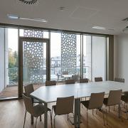 ArchitektInnen / KünstlerInnen: Ernst Maurer, Moser Architects ZT GmbH, Johannes Zieser, Josef Panis<br>Projekt: Landesklinikum Neunkirchen<br>Format: digital<br>Lieferformat: Digital<br>Bestell-Nummer: 151027-42<br>