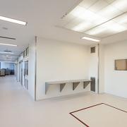 ArchitektInnen / KünstlerInnen: Ernst Maurer, Moser Architects ZT GmbH, Johannes Zieser, Josef Panis<br>Projekt: Landesklinikum Neunkirchen<br>Format: digital<br>Lieferformat: Digital<br>Bestell-Nummer: 151027-49<br>