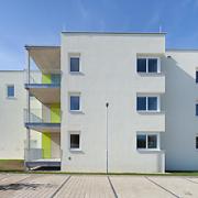ArchitektInnen / KünstlerInnen: aap.architekten<br>Projekt: Betreutes Wohnen Münchendorf<br>Format: digital<br>Lieferformat: Digital<br>Bestell-Nummer: 170518-19<br>