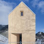 ArchitektInnen / KünstlerInnen: baucombinat Architekt Martin Summer<br>Projekt: Haus TuMu<br>Format: digital<br>Lieferformat: Digital<br>Bestell-Nummer: 171219-01<br>