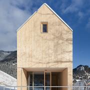 ArchitektInnen / KünstlerInnen: baucombinat Architekt Martin Summer<br>Projekt: Haus TuMu<br>Format: digital<br>Lieferformat: Digital<br>Bestell-Nummer: 171219-11<br>