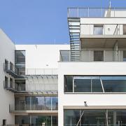 ArchitektInnen / KünstlerInnen: Sne Veselinovic<br>Projekt: VS und Wohnheim Wagramerstraße<br>Format: digital<br>Lieferformat: Digital<br>Bestell-Nummer: 180720-15<br>