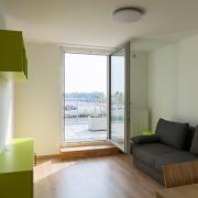 ArchitektInnen / KünstlerInnen: Sne Veselinovic<br>Projekt: VS und Wohnheim Wagramerstraße<br>Format: digital<br>Lieferformat: Digital<br>Bestell-Nummer: 180720-44<br>