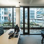 ArchitektInnen / KünstlerInnen: königlarch architekten<br>Projekt: Heimbau Eisenhof Offices<br>Format: digital<br>Lieferformat: Digital<br>Bestell-Nummer: 230125-17<br>