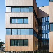 ArchitektInnen / KünstlerInnen: Martin Kohlbauer<br>Projekt: VS Josefine-Lauterbach-Platz<br>Format: digital<br>Lieferformat: Digital<br>Bestell-Nummer: 240730-04<br>