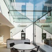 ArchitektInnen / KünstlerInnen: Bulant & Wailzer Architekturstudio<br>Projekt: green-wall-house<br>Format: digital<br>Lieferformat: Digital<br>Bestell-Nummer: 251019-06<br>