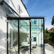 ArchitektInnen / KünstlerInnen: Bulant & Wailzer Architekturstudio<br>Projekt: green-wall-house<br>Format: digital<br>Lieferformat: Digital<br>Bestell-Nummer: 251019-09<br>