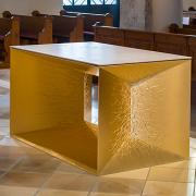 ArchitektInnen / K&uuml;nstlerInnen: g.o.y.a.<br>Projekt: Altarraum Kirche Sollenau<br>Format: digital<br>Lieferformat: Digital<br>Bestell-Nummer: 251108-16<br>