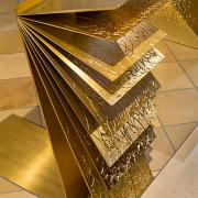 ArchitektInnen / K&uuml;nstlerInnen: g.o.y.a.<br>Projekt: Altarraum Kirche Sollenau<br>Format: digital<br>Lieferformat: Digital<br>Bestell-Nummer: 251108-25<br>