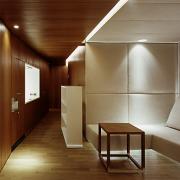 ArchitektInnen / KünstlerInnen: BEHF Architects Ebner Hasenauer Ferenczy ZT GmbH<br>Projekt: Appartment Seefels<br>Aufnahmedatum: 10/03<br>Format: 6x9cm C-Neg<br>Lieferformat: C-Print, Scan 300 dpi<br>Bestell-Nummer: 031021-01B<br>