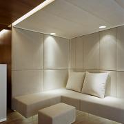 ArchitektInnen / KünstlerInnen: BEHF Architects Ebner Hasenauer Ferenczy ZT GmbH<br>Projekt: Appartment Seefels<br>Aufnahmedatum: 10/03<br>Format: 6x9cm C-Neg<br>Lieferformat: C-Print, Scan 300 dpi<br>Bestell-Nummer: 031021-07<br>