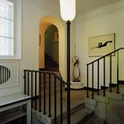 ArchitektInnen / KünstlerInnen: Josef Hoffmann<br>Projekt: Villa Ast<br>Aufnahmedatum: 09/03<br>Format: 6x9cm C-Dia<br>Lieferformat: Dia-Duplikat, Scan 300 dpi<br>Bestell-Nummer: 030916-13<br>