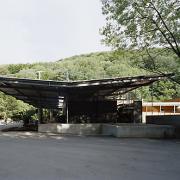 ArchitektInnen / KünstlerInnen: Georg W. Reinberg, Anna Detzlhofer<br>Projekt: Biotop 2<br>Aufnahmedatum: 08/03<br>Format: 6x9cm C-Dia<br>Lieferformat: Dia-Duplikat, Scan 300 dpi<br>Bestell-Nummer: 030827-16<br>