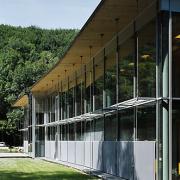 ArchitektInnen / KünstlerInnen: Georg W. Reinberg, Anna Detzlhofer<br>Projekt: Biotop 2<br>Aufnahmedatum: 08/03<br>Format: 6x9cm C-Dia<br>Lieferformat: Dia-Duplikat, Scan 300 dpi<br>Bestell-Nummer: 030827-19<br>