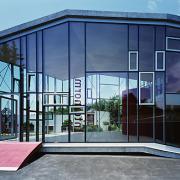 ArchitektInnen / KünstlerInnen: Franziska Ullmann, Peter Ebner<br>Projekt: F+T<br>Aufnahmedatum: 06/03<br>Format: 6x9cm C-Dia<br>Lieferformat: Dia-Duplikat, Scan 300 dpi<br>Bestell-Nummer: 030624-16<br>