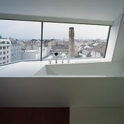 ArchitektInnen / KünstlerInnen: DMAA Delugan Meissl Associated Architects<br>Projekt: Ray 1<br>Aufnahmedatum: 04/03<br>Format: 6x9cm C-Dia<br>Lieferformat: Dia-Duplikat, Scan 300 dpi<br>Bestell-Nummer: 030403-53<br>