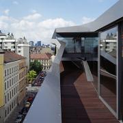 ArchitektInnen / KünstlerInnen: DMAA Delugan Meissl Associated Architects<br>Projekt: Ray 1<br>Aufnahmedatum: 04/03<br>Format: 6x9cm C-Dia<br>Lieferformat: Dia-Duplikat, Scan 300 dpi<br>Bestell-Nummer: 030403-33<br>