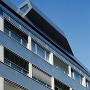 ArchitektInnen / KünstlerInnen: DMAA Delugan Meissl Associated Architects<br>Projekt: Ray 1<br>Aufnahmedatum: 04/03<br>Format: 6x9cm C-Dia<br>Lieferformat: Dia-Duplikat, Scan 300 dpi<br>Bestell-Nummer: 030403-10<br>