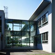 ArchitektInnen / KünstlerInnen: Johannes Zieser<br>Projekt: Polytechnikum<br>Aufnahmedatum: 06/03<br>Format: 6x9cm C-Dia<br>Lieferformat: Dia-Duplikat, Scan 300 dpi<br>Bestell-Nummer: 030603-08<br>