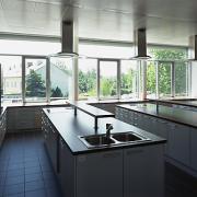 ArchitektInnen / KünstlerInnen: Johannes Zieser<br>Projekt: Polytechnikum<br>Aufnahmedatum: 06/03<br>Format: 6x9cm C-Dia<br>Lieferformat: Dia-Duplikat, Scan 300 dpi<br>Bestell-Nummer: 030603-13<br>