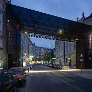 ArchitektInnen / KünstlerInnen: Eichinger oder Knechtl<br>Projekt: Festwochen Station<br>Aufnahmedatum: 05/03<br>Format: 6x9cm C-Dia<br>Lieferformat: Dia-Duplikat, Scan 300 dpi<br>Bestell-Nummer: 030515-01B<br>
