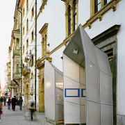 ArchitektInnen / KünstlerInnen: Eichinger oder Knechtl<br>Projekt: Shop Kulturhauptstadt Graz<br>Aufnahmedatum: 03/03<br>Format: 6x9cm C-Neg<br>Lieferformat: C-Print, Scan 300 dpi<br>Bestell-Nummer: 030324-04<br>