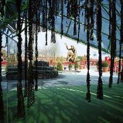 ArchitektInnen / KünstlerInnen: Johannes Kraus<br>Projekt: IGA Rostock 2003<br>Aufnahmedatum: 03/03<br>Format: 6x7cm C-Dia<br>Lieferformat: Dia-Duplikat<br>Bestell-Nummer: 030425-42<br>