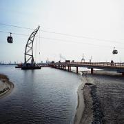 ArchitektInnen / KünstlerInnen: Johannes Kraus<br>Projekt: IGA Rostock 2003<br>Aufnahmedatum: 03/03<br>Format: 6x7cm C-Dia<br>Lieferformat: Dia-Duplikat<br>Bestell-Nummer: 030425-12<br>