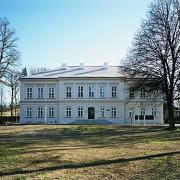 ArchitektInnen / KünstlerInnen: Johannes Zieser<br>Projekt: Schloß Würmla<br>Aufnahmedatum: 03/03<br>Format: 6x9cm C-Neg<br>Lieferformat: C-Print<br>Bestell-Nummer: 030331-02<br>