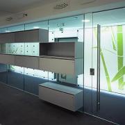 ArchitektInnen / KünstlerInnen: DMAA Delugan Meissl Associated Architects<br>Projekt: Büro Novartis im IZD-Tower<br>Aufnahmedatum: 02/03<br>Format: 6x9cm C-Dia<br>Lieferformat: Dia-Duplikat, Scan 300 dpi<br>Bestell-Nummer: 030216-10A<br>