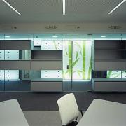 ArchitektInnen / KünstlerInnen: DMAA Delugan Meissl Associated Architects<br>Projekt: Büro Novartis im IZD-Tower<br>Aufnahmedatum: 02/03<br>Format: 6x9cm C-Dia<br>Lieferformat: Dia-Duplikat, Scan 300 dpi<br>Bestell-Nummer: 030216-12A<br>