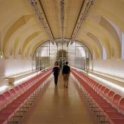 ArchitektInnen / KünstlerInnen: BEHF Architects Ebner Hasenauer Ferenczy ZT GmbH<br>Projekt: MuseumsQuartier Wien - Erste Bank Arena<br>Aufnahmedatum: 12/02<br>Format: 6x9cm C-Neg<br>Lieferformat: C-Print, Scan 300 dpi<br>Bestell-Nummer: 021218-01B<br>