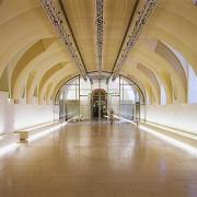 ArchitektInnen / KünstlerInnen: BEHF Architects Ebner Hasenauer Ferenczy ZT GmbH<br>Projekt: MuseumsQuartier Wien - Erste Bank Arena<br>Aufnahmedatum: 12/02<br>Format: 6x9cm C-Neg<br>Lieferformat: C-Print, Scan 300 dpi<br>Bestell-Nummer: 021218-02A<br>