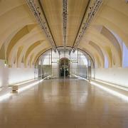 ArchitektInnen / KünstlerInnen: BEHF Architects Ebner Hasenauer Ferenczy ZT GmbH<br>Projekt: MuseumsQuartier Wien - Erste Bank Arena<br>Aufnahmedatum: 12/02<br>Format: 6x9cm C-Neg<br>Lieferformat: C-Print, Scan 300 dpi<br>Bestell-Nummer: 021218-02B<br>