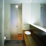 ArchitektInnen / KünstlerInnen: Christian Prasser<br>Projekt: Wohnung K.<br>Aufnahmedatum: 09/02<br>Format: 6x9cm C-Dia<br>Lieferformat: Dia-Duplikat<br>Bestell-Nummer: 020920-21<br>