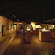 ArchitektInnen / KünstlerInnen: Götz Hagmüller<br>Projekt: Patan-Museum<br>Aufnahmedatum: 04/97<br>Format: 6x9cm C-Dia<br>Lieferformat: Dia-Duplikat, 500px<br>Bestell-Nummer: 970400-81<br>
