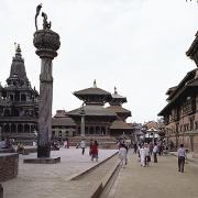 ArchitektInnen / KünstlerInnen: Götz Hagmüller<br>Projekt: Patan-Museum<br>Aufnahmedatum: 04/97<br>Format: 6x9cm C-Dia<br>Lieferformat: Dia-Duplikat, 500px<br>Bestell-Nummer: 970400-89<br>