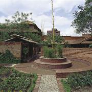 ArchitektInnen / KünstlerInnen: Götz Hagmüller<br>Projekt: Patan-Museum<br>Aufnahmedatum: 04/97<br>Format: 6x12cm C-Dia<br>Lieferformat: Dia-Duplikat, 500px<br>Bestell-Nummer: 970400-60<br>