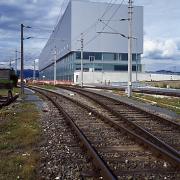 ArchitektInnen / KünstlerInnen: Andreas Treusch<br>Projekt: Logistikcenter Linz<br>Aufnahmedatum: 09/02<br>Format: 6x9cm C-Dia<br>Lieferformat: Dia-Duplikat, Scan 300 dpi<br>Bestell-Nummer: 020916-07<br>