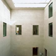 ArchitektInnen / KünstlerInnen: O&O Baukunst Ziviltechniker GesmbH<br>Projekt: MuseumsQuartier Wien - Leopold Museum<br>Aufnahmedatum: 04/02<br>Format: 6x9cm C-Dia<br>Lieferformat: Dia-Duplikat, Scan 300 dpi<br>Bestell-Nummer: 020403-158<br>